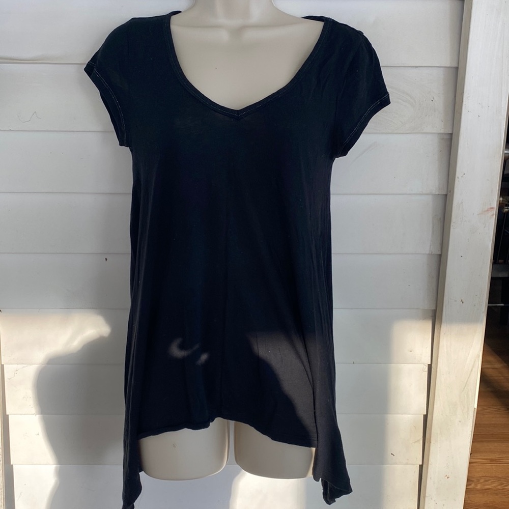 Express Longline Tee (sides are longer then the middle torso) Size small